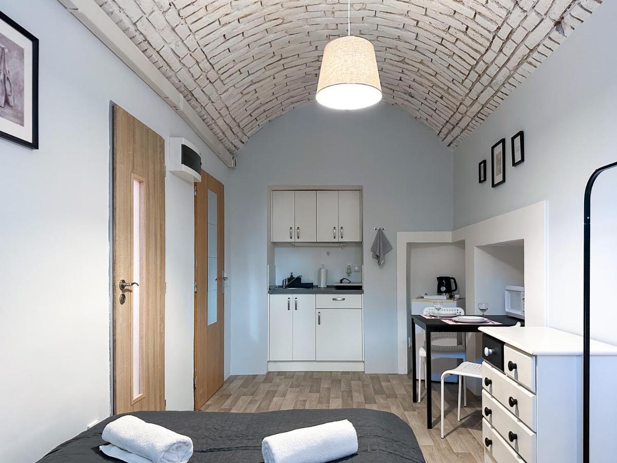 Elso Apartments Прага Экстерьер фото